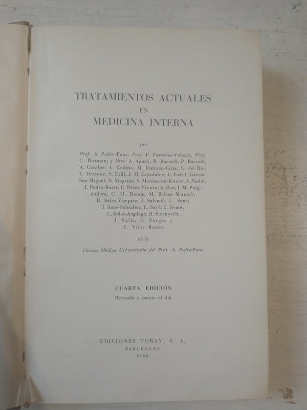 Libro usado en venta: Tratamientos actuales de medicina interna; editorial Toray impreso en 1968 realizamos envios a todo el mundo.1