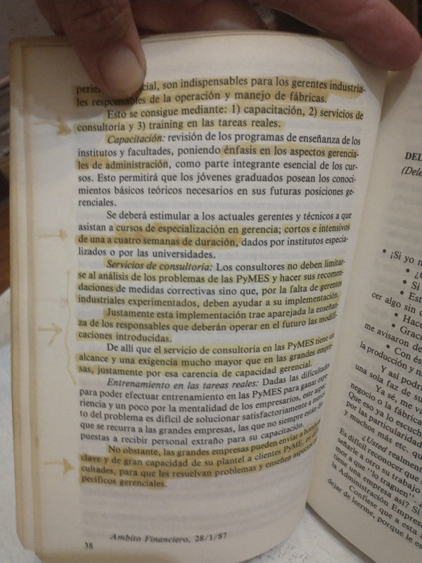 Libro usado en venta: Temas para la peque?a y mediana empresa de Ricardo J. M. Steinhardt; editorial Fundacion Gabriel Carlos Ramos impreso en 1988.2