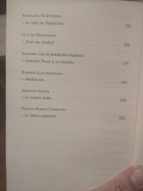 Libro usado en venta: Cuentos de terror; editorial Andres Bello impreso en 2007 realizamos envios a todo el mundo.2