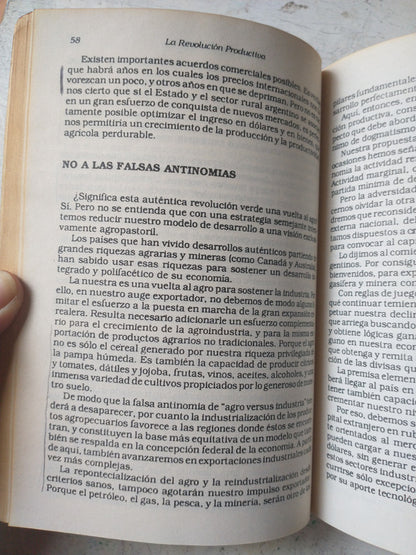 Libro usado en venta: Vodka-Cola de Charles Levinson; editorial Argos - Vergara impreso en 1979 realizamos envios a todo el mundo.2