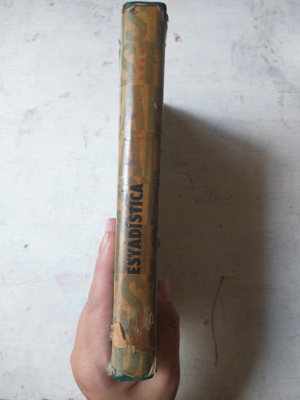 Libro usado en venta: Estadistica de Fausto I. Toranzos; editorial Kapelusz impreso en 1962 realizamos envios a todo el mundo.2