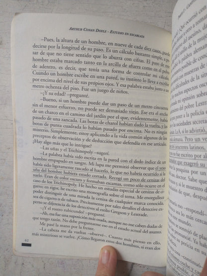 Libro usado en venta: Estudio en Escarlata de Arthur Conan Doyle; editorial Cantaro impreso en 2011 realizamos envios a todo el mundo.3