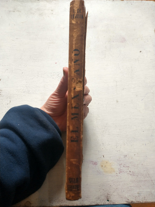 Libro usado en venta: La isla bajo el mar de Isabel Allende; editorial Sudamericana impreso en 2009 realizamos envios a todo el mundo.2