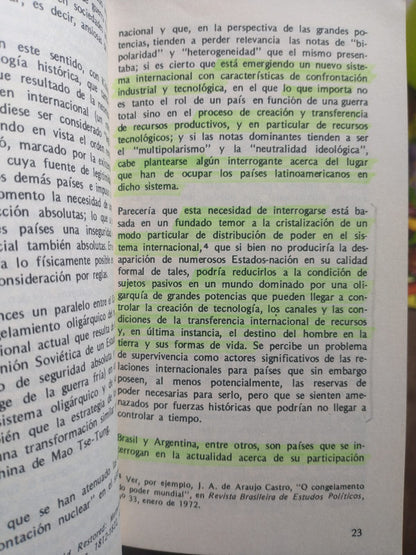 Libro usado en venta: Indias Blancas (2 Volumenes) de Florencia Bonelli; editorial Punto de Lectura impreso en 2013 realizamos envios a todo el mundo.2