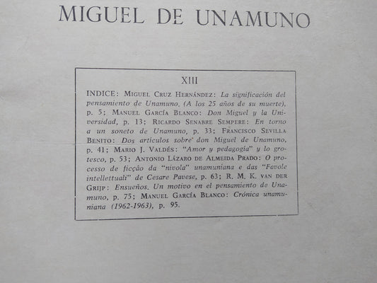 Libro usado en venta: Cuadernos de la Catedra Miguel de Unamuno; editorial Facultad de Filosofia y Letras impreso en 1952 envios a todo el mundo.2