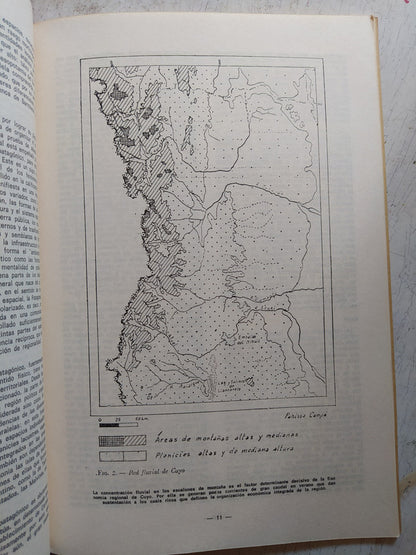 Libro usado en venta: Fundamentos para una division regional de la Argentina de F. Daus - Juan A. Roccatagliata; impreso en 1982.3