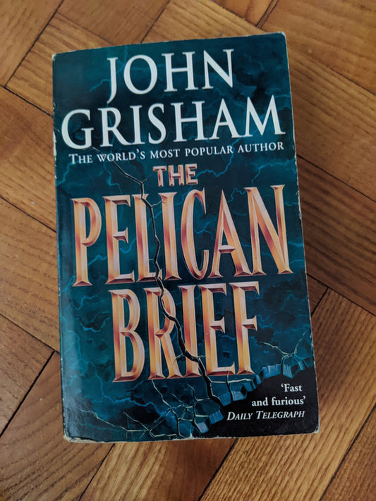 Libro usado en venta: The Pelican Brief de John Grisham; editorial Arrow Books impreso en 1993 realizamos envios a todo el mundo.1