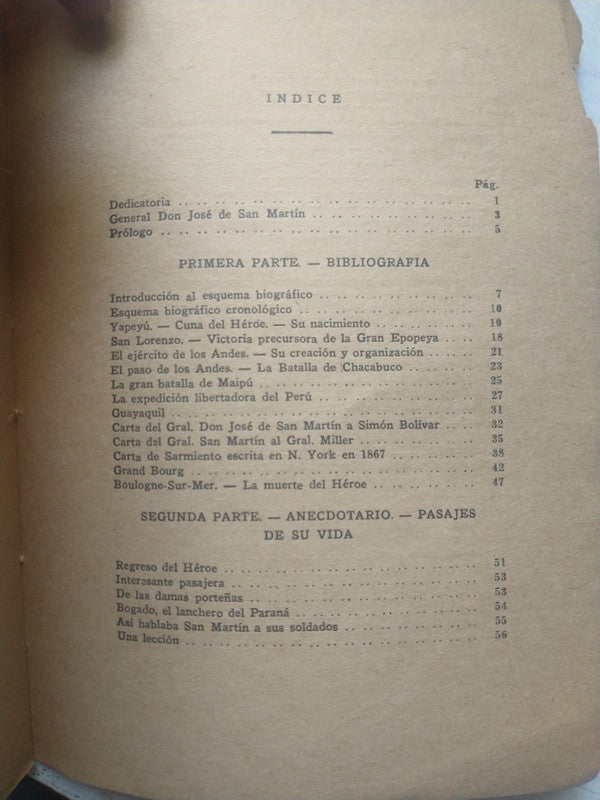 Libro usado en venta: San Martin y su gloria de E. Malvigne de Mercado Vera; editorial R. Medina impreso en 1950 realizamos envios a todo el mundo.2