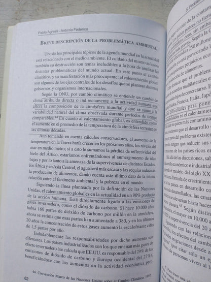 Libro usado en venta: La Constitucion Nacional y los Derechos Humanos de Jorge Reinaldo Vanossi; editorial Eudeba impreso en 1986.2