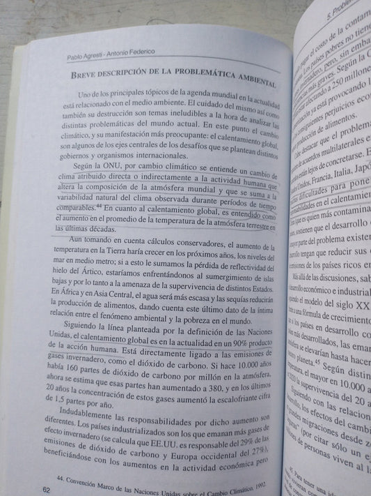 Libro usado en venta: La Constitucion Nacional y los Derechos Humanos de Jorge Reinaldo Vanossi; editorial Eudeba impreso en 1986.2
