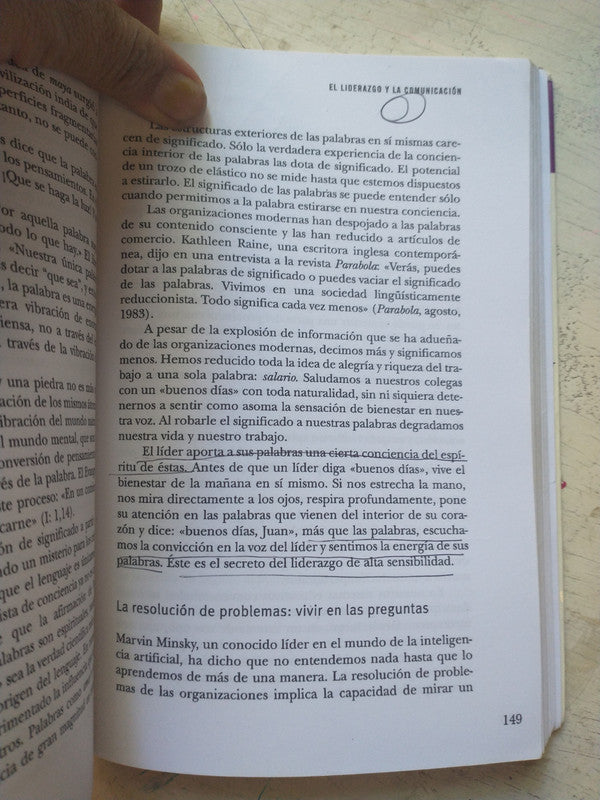 Libro usado en venta: Entre biologia y cultura de Hebe Lenarduzzi; editorial Biblos impreso en 2005 realizamos envios a todo el mundo.2