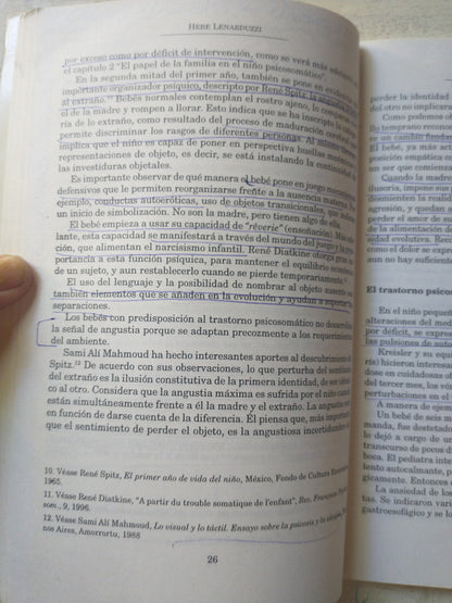 Libro usado en venta: Entre biologia y cultura de Hebe Lenarduzzi; editorial Biblos impreso en 2005 realizamos envios a todo el mundo.3