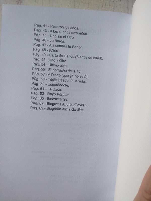 Libro usado en venta: Decires - Poesias y relatos de Andres Gavilan; realizamos envios a todo el mundo.3