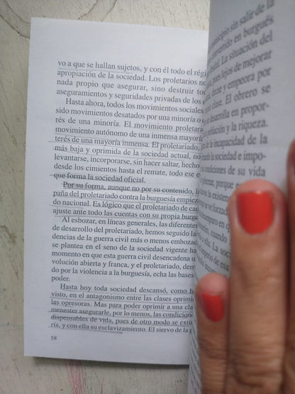 Libro usado en venta: El manifiesto comunista de Karl Marx - Friedrich Engels; editorial Centro Editor de Cultura impreso en 2003.3