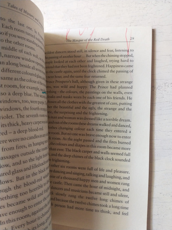 Libro usado en venta: Vanity fair de William Makepeace Thackeray; editorial Macmillan impreso en 2007 realizamos envios a todo el mundo.2