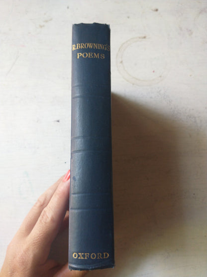 Libro usado en venta: Cries from the heart - Stories from Around the world de Jennifer Basset; editorial Oxford University Press impreso en 2008.2