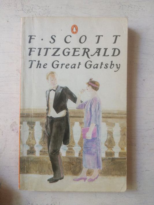 Libro usado en venta: The Great Gatsby de F. Scott Fitzgerald; editorial Penguin Books realizamos envios a todo el mundo.1