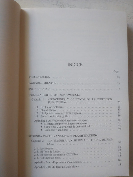 Libro usado en venta: Intereses y anualidades ciertas de Jose Gonzalez Gale; editorial Macchi impreso en 1973 realizamos envios a todo el mundo.2
