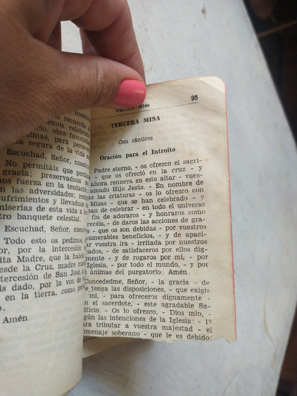 Libro usado en venta: Vademecum devocionario de P.S. Lichius; editorial Guadalupe impreso en 1938 realizamos envios a todo el mundo.3