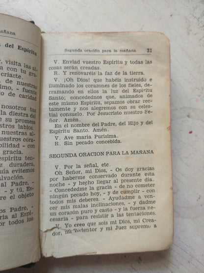 Libro usado en venta: Vademecum devocionario de P.S. Lichius; editorial Guadalupe impreso en 1938 realizamos envios a todo el mundo.4