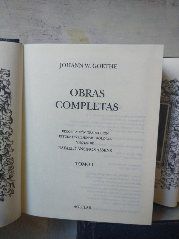 Libro usado en venta: Obras completas (Solo Tomo 1) de Victor Hugo; editorial Aguilar impreso en 2004 realizamos envios a todo el mundo.2