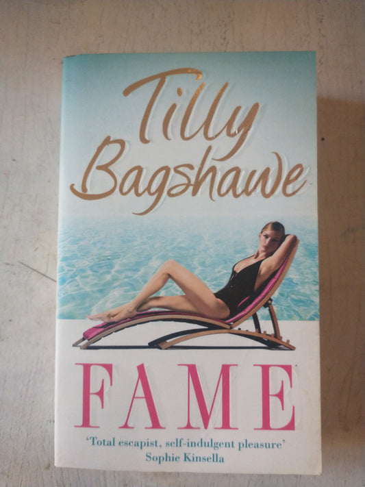 Libro usado en venta: Fame de Tilly Bagshawe; editorial HarperCollins impreso en 2011 realizamos envios a todo el mundo.1