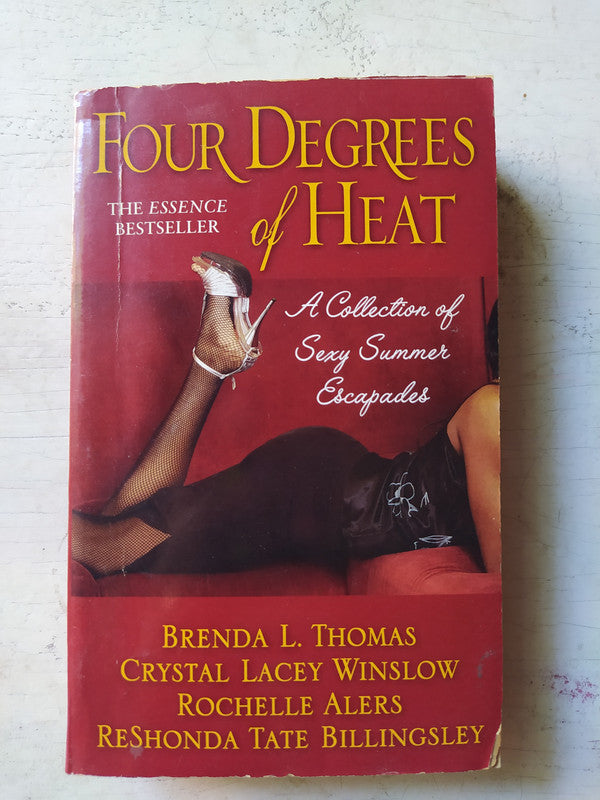 Libro usado en venta: Four degrees of heat; editorial Pocket Book impreso en 2004 realizamos envios a todo el mundo.1