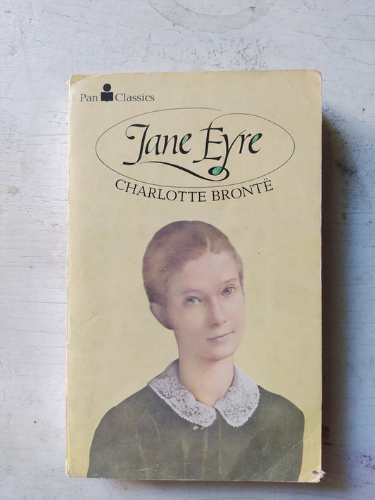 Libro usado en venta: Jane Eyre de Charlotte Bronte; editorial Pan Books impreso en 1967 realizamos envios a todo el mundo.1