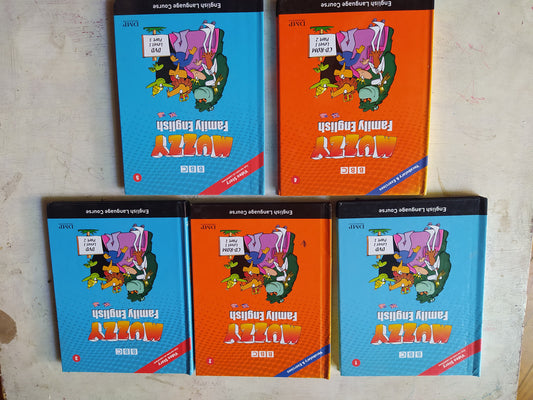 Libro usado en venta: Muzzy family english - DVD Con version en castellano (5 Vol.) de English Language Course; DMP Organization impreso en 2011.1