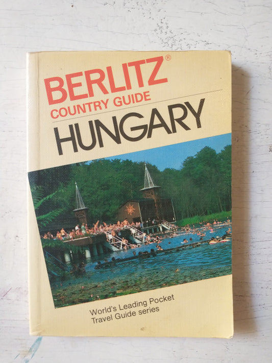 Libro usado en venta: Hungary de Pocket Travel Guide; editorial Berlitz impreso en 1983 realizamos envios a todo el mundo.1