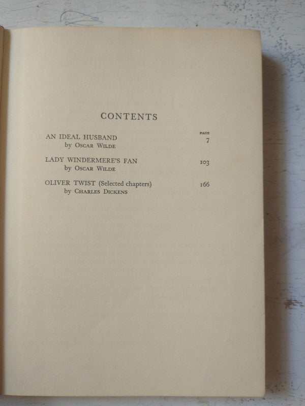 Libro usado en venta: Selected readings de C.A. Gaume; editorial Collins Clear Type Press realizamos envios a todo el mundo.3