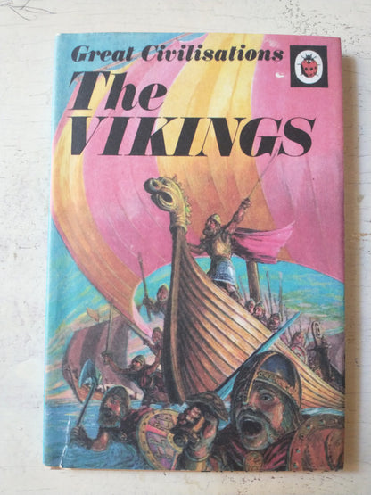 Libro usado en venta: Great Civilisations The vikings de Brenda Ralph Lewis; editorial Ladybird Books impreso en 1976 envios a todo el mundo.1