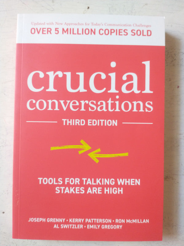 Libro usado en venta: Crucial conversations; editorial McGraw-Hill impreso en 2022 realizamos envios a todo el mundo.1