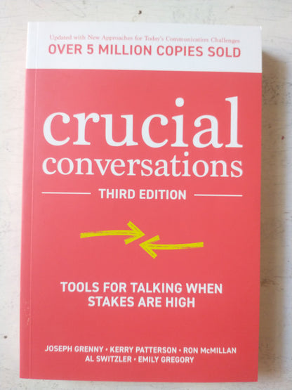 Libro usado en venta: Crucial conversations; editorial McGraw-Hill impreso en 2022 realizamos envios a todo el mundo.1