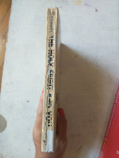 Libro usado en venta: The holy spirit and you de Dennis - Rita Bennett; editorial Logos International impreso en 1971 envios a todo el mundo.3