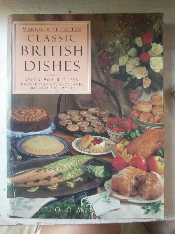 Libro usado en venta: Classic british dishes de Marguerite Patten; editorial Blomsbury Books impreso en 1994 realizamos envios a todo el mundo.1