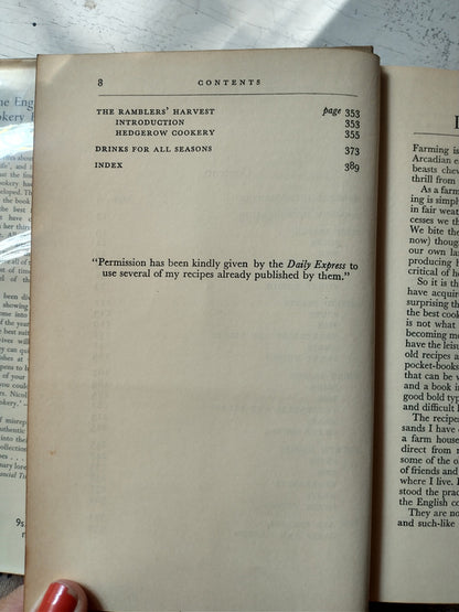 Libro usado en venta: The english cookery Book de Lucie G. Nicoll; editorial Faber and Faber impreso en 1950 realizamos envios a todo el mundo.2