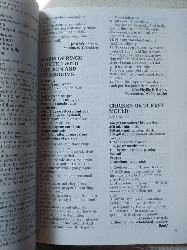 Libro usado en venta: Intensive course in English (Elementary, Part 2); editorial Libros Quintana realizamos envios a todo el mundo.2