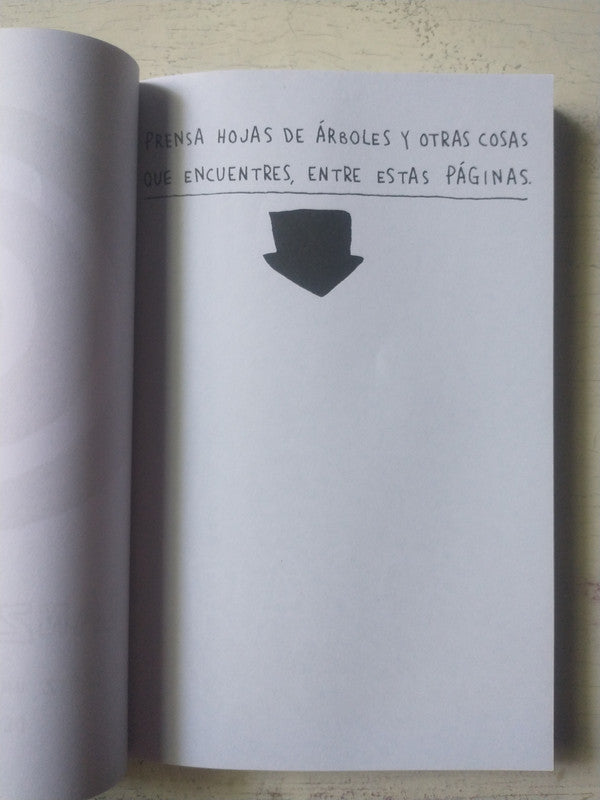 Libro usado en venta: Isabel de Inglaterra, hija de la circunstancias de Hilaire Belloc; editorial Sudamericana impreso en 1945 envios a todo el mundo.2