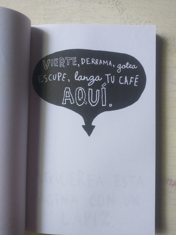 Libro usado en venta: Destroza este diario de Keri Smith; editorial Paidos impreso en 2015 realizamos envios a todo el mundo.2