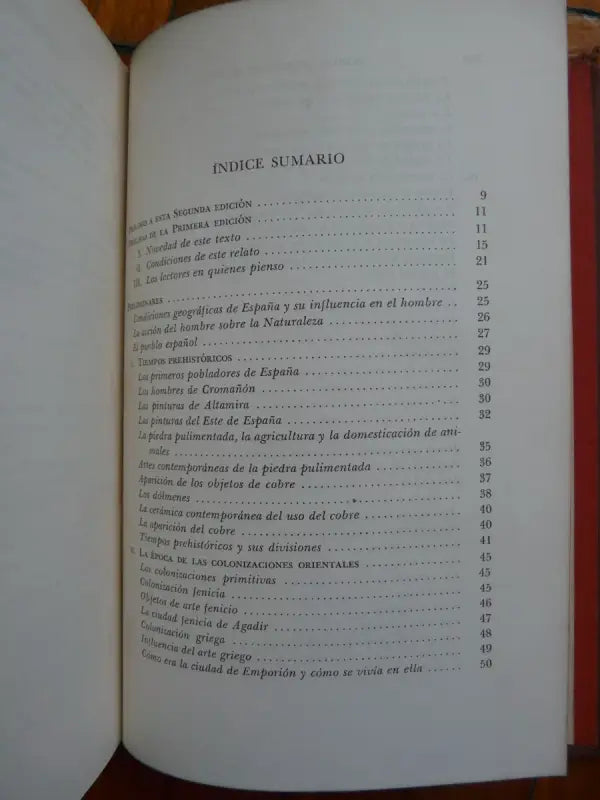 Libro usado en venta: Manuel de historia de Espa?a de Rafael Altamira; editorial Sudamericana impreso en 1946 realizamos envios a todo el mundo.4
