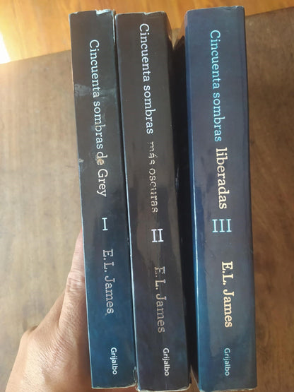 Libro usado en venta: Veneno sutil de Janet Fitch; editorial Emece impreso en 2001 realizamos envios a todo el mundo.2