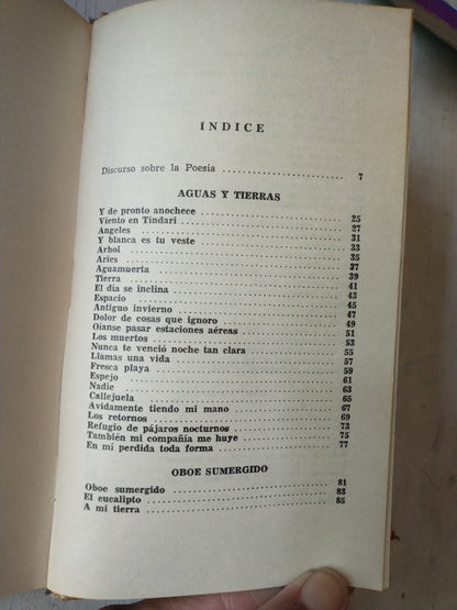 Libro usado en venta: Obra completa de Salvador Quasimo; editorial Sur impreso en 1958 realizamos envios a todo el mundo.2
