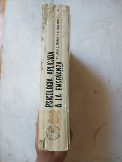 Libro usado en venta: Segunda parte - Hay mucha vida despues de los 50 de Ester Martinez; editorial Noufront impreso en 2011 envios a todo el mundo.2