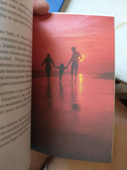 Libro usado en venta: Con Cari?o para mi Tia de Linda Roberts; editorial V & R impreso en 2005 realizamos envios a todo el mundo.2