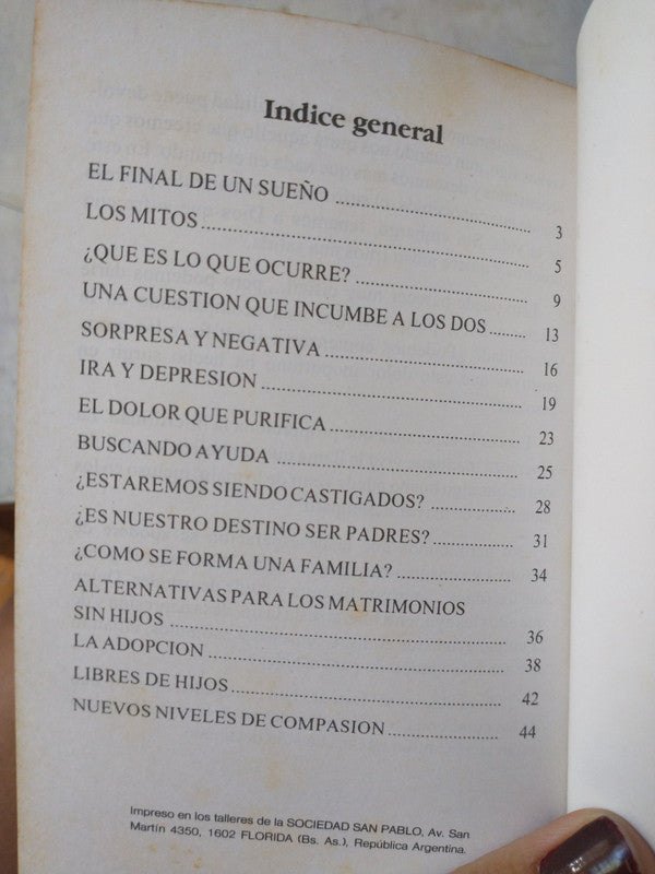 Libro usado en venta: Familias sin hijos de Beth Spring; editorial San Pablo impreso en 1993 realizamos envios a todo el mundo.3