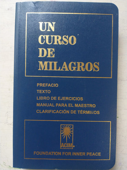 Libro usado en venta: Un curso de milagros; editorial Foundation for inner peace impreso en 2007 realizamos envios a todo el mundo.1