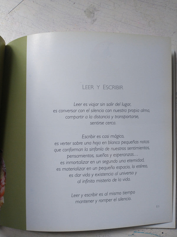 Libro usado en venta: Naturaleza y arte en Santiago y Tucavaca; editorial EL PAIS impreso en 2011 realizamos envios a todo el mundo.4