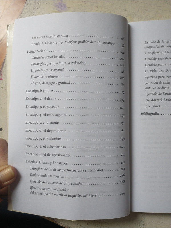 Libro usado en venta: Eneagrama - Los nueve caminos de la vida de Martha B. Carranza - Silvia C. Ciarlante; editorial Deva's impreso en 2007.2