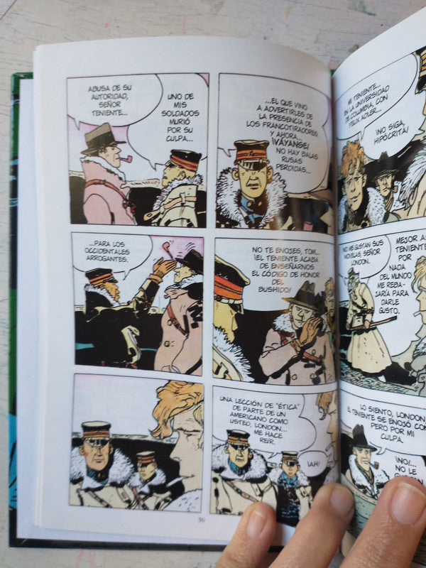 Libro usado en venta: El secreto y las voces de Carlos Gamerro; editorial Edhasa impreso en 2011 realizamos envios a todo el mundo.2